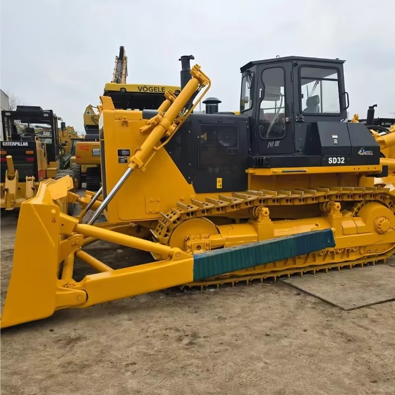 Paletli Buldozer SEM818F 180HP - Heavy Equipment Work incelemesi ve fiyatı